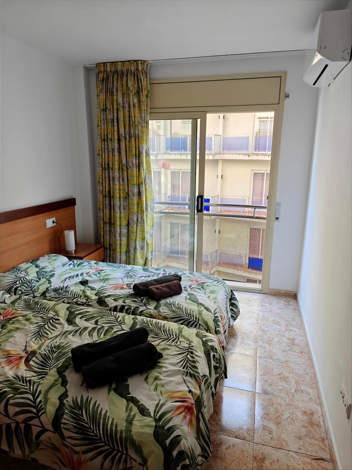 Seawolf Apartment, *